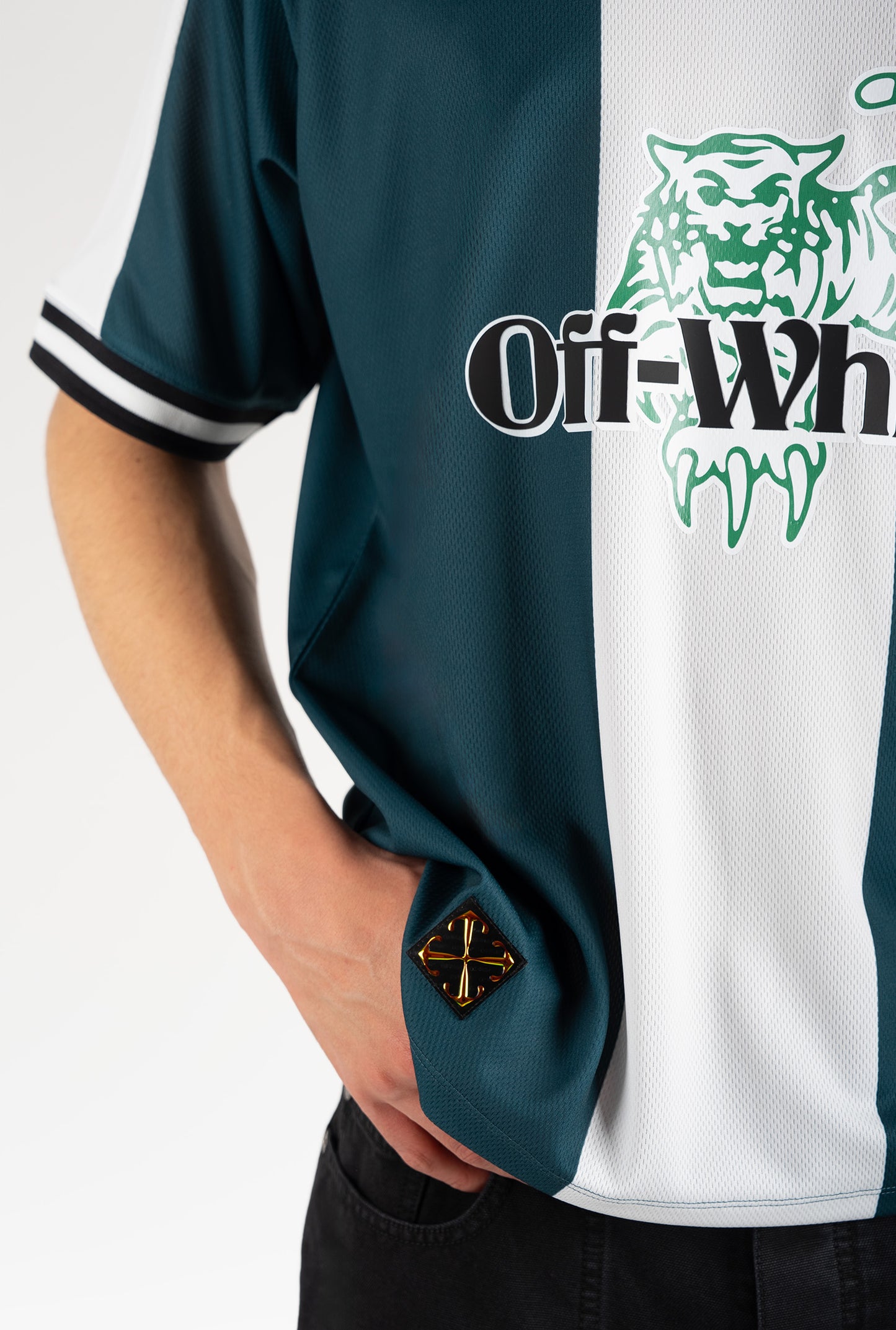 OFF-WHITE Tiger 23 Soccer Tee