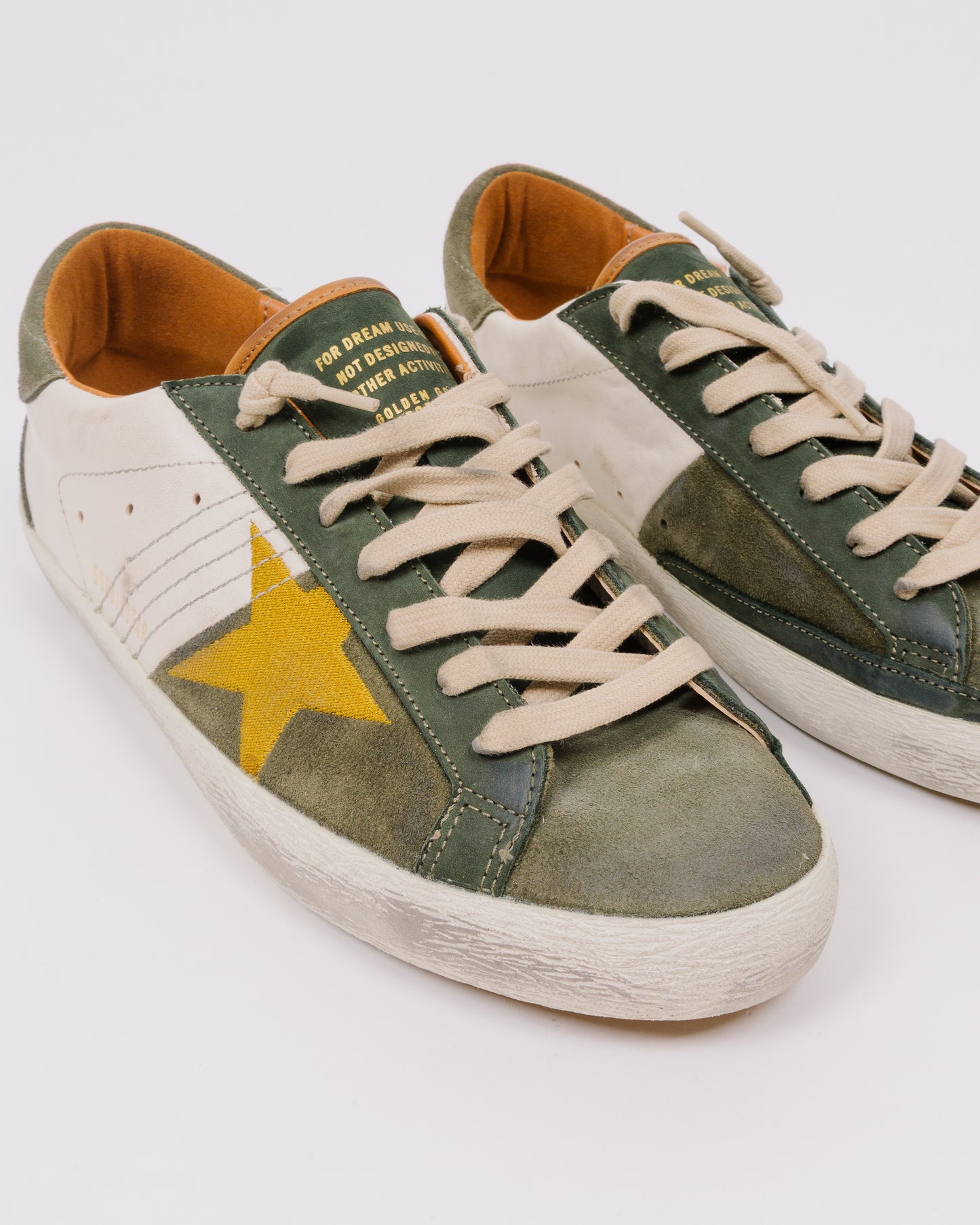 GOLDEN GOOSE SUPER STAR Suede Olive Cream