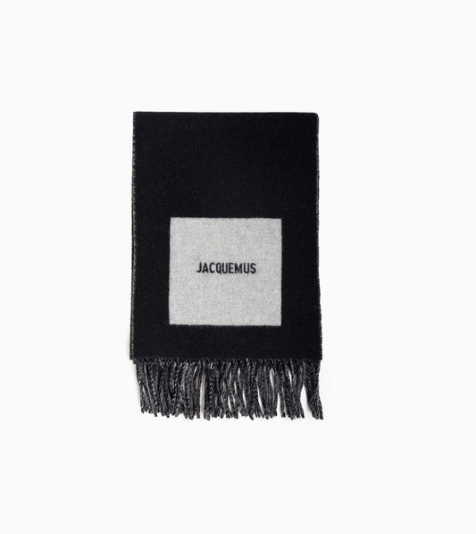 JACQUEMUS LÉCHARPE ROND CARRE