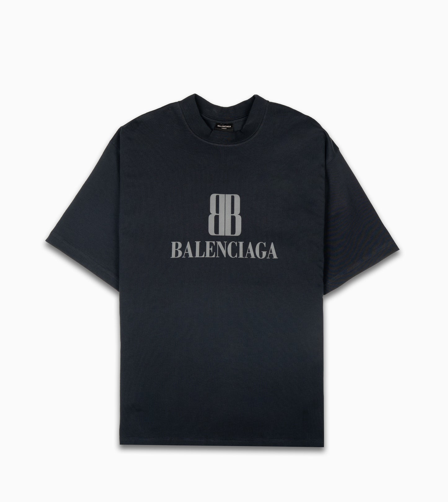 BALENCIAGA Nano Bb Camiseta Medium Fit en Negro Faded