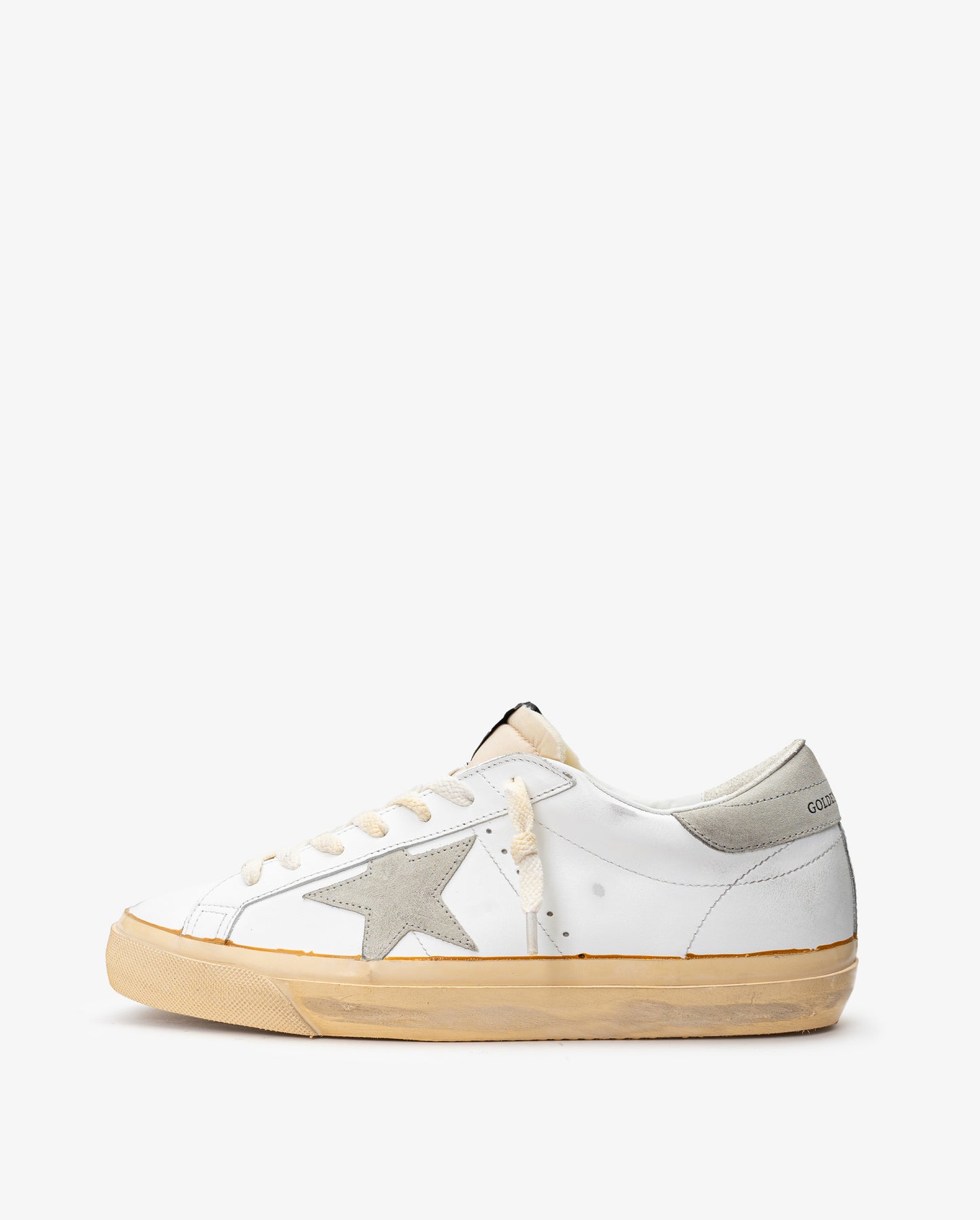 GOLDEN GOOSE Super Star Leather Upper with Signature Suede Star and Heel