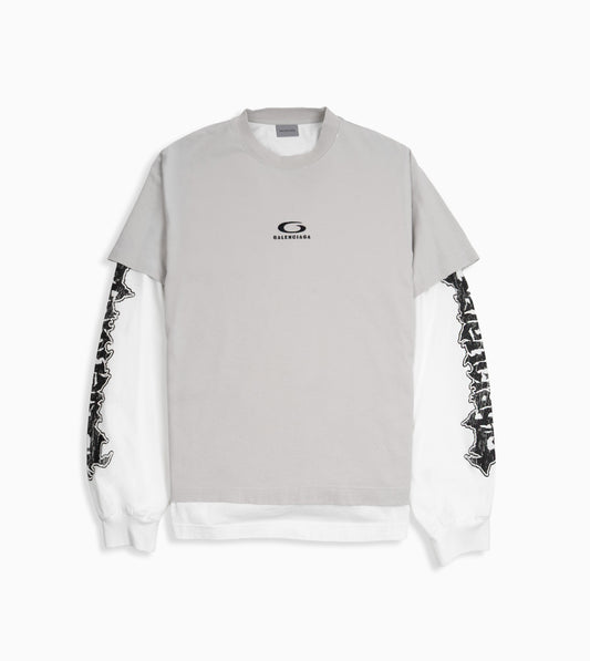 Camiseta Balenciaga doble con diseño metal merch