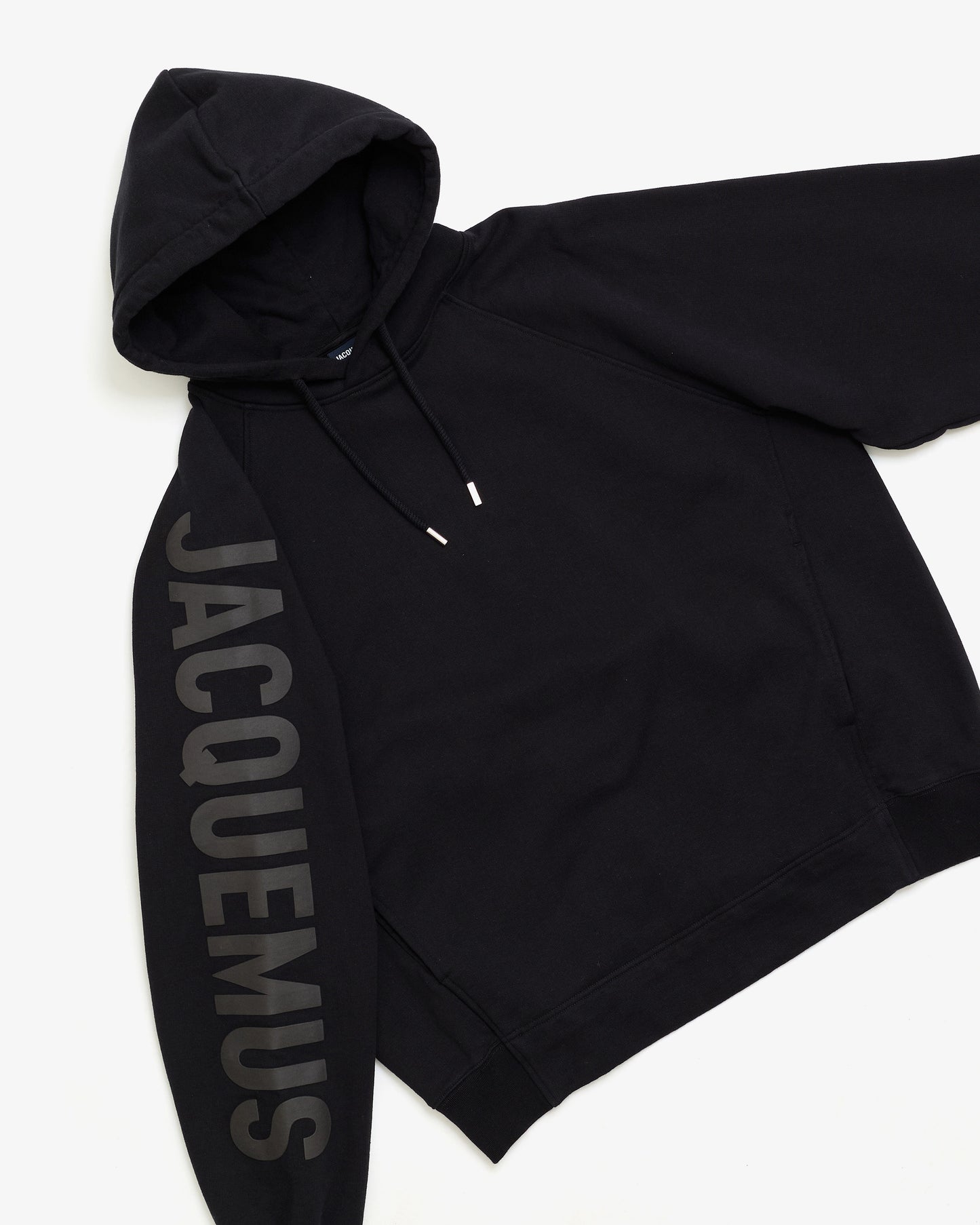 JACQUEMUS Le Hoodie Typo Black